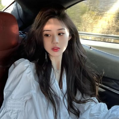 隔壁的吸血鬼美眉 封面