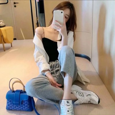 冰属性男子与酷酷女同事 封面